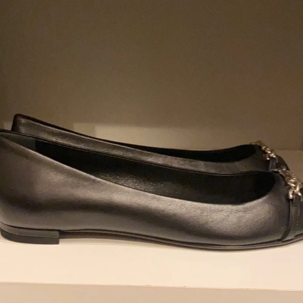 GUCCI BLACK FLATS - Picture 6 of 10